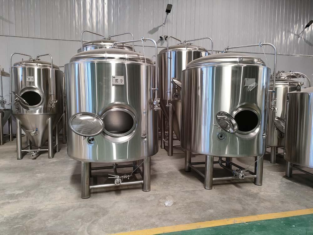 1800L Double wall bright beer tank